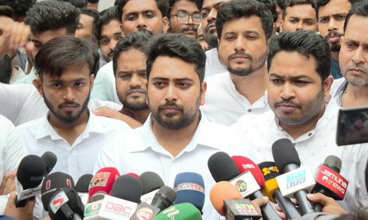 খুরশীদ আলমকে হাইকোর্টের বিচারপতি পদ থেকে অপসারণ